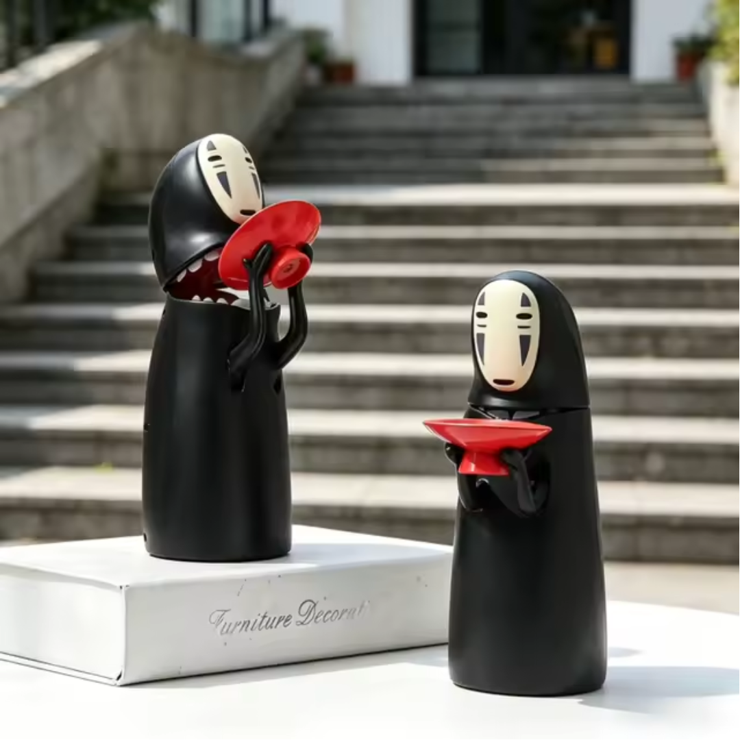 Wander Spirit™ – Alcancía Sin Cara Personalizada